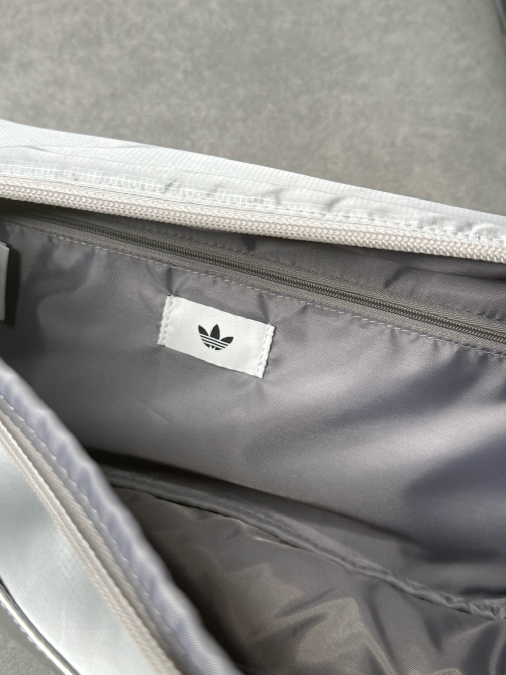 Adidas Crossbody Bag - Silver NWT - Picture 5 of 5